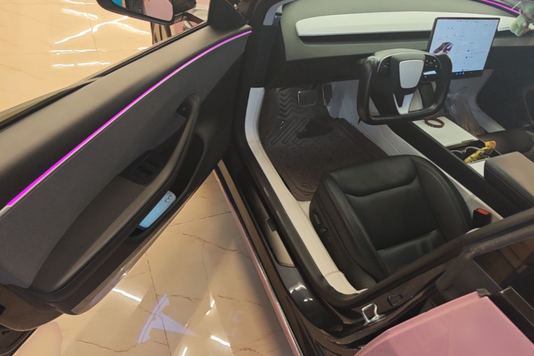 Tesla Model 3 2024 #16 Tesla Model 3 2024 car image #16