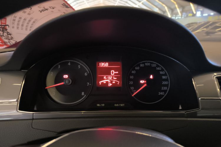 Volkswagen Santana 2016 car image #13