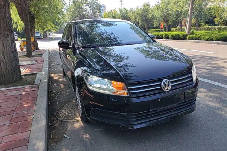 Volkswagen Santana 2017 car image #4