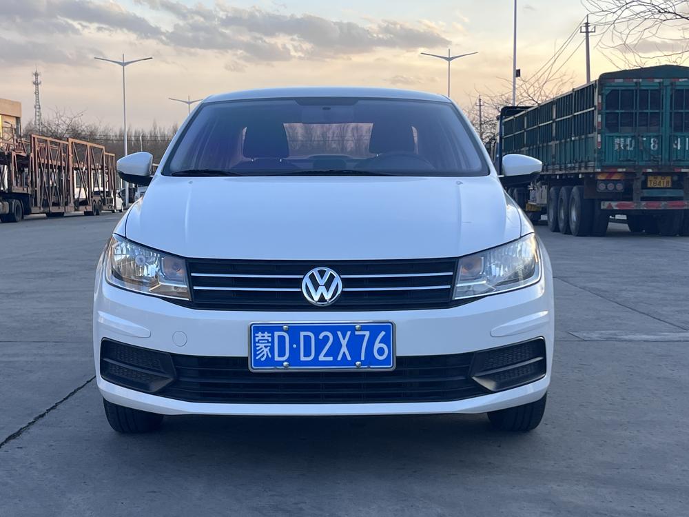 Volkswagen Santana 2023 car image #2