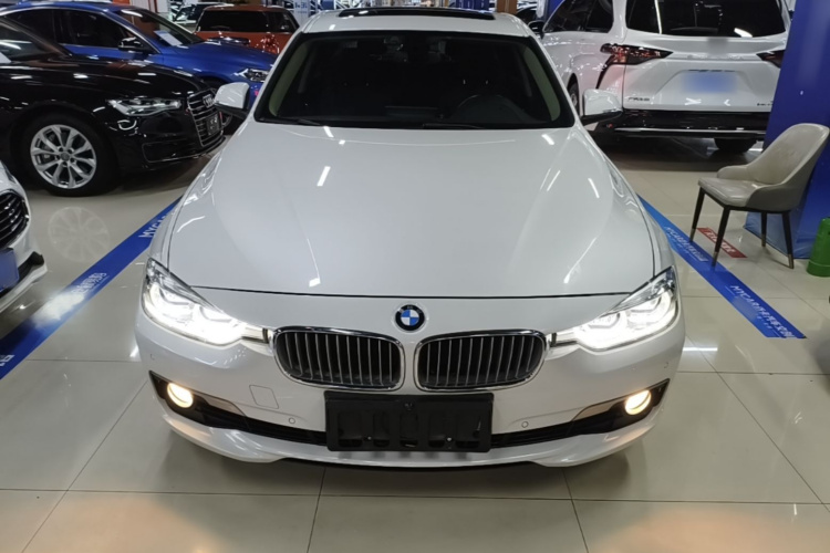 BMW 3 Series 2019 #3 BMW 3 Series 2019 imagen de coche #3