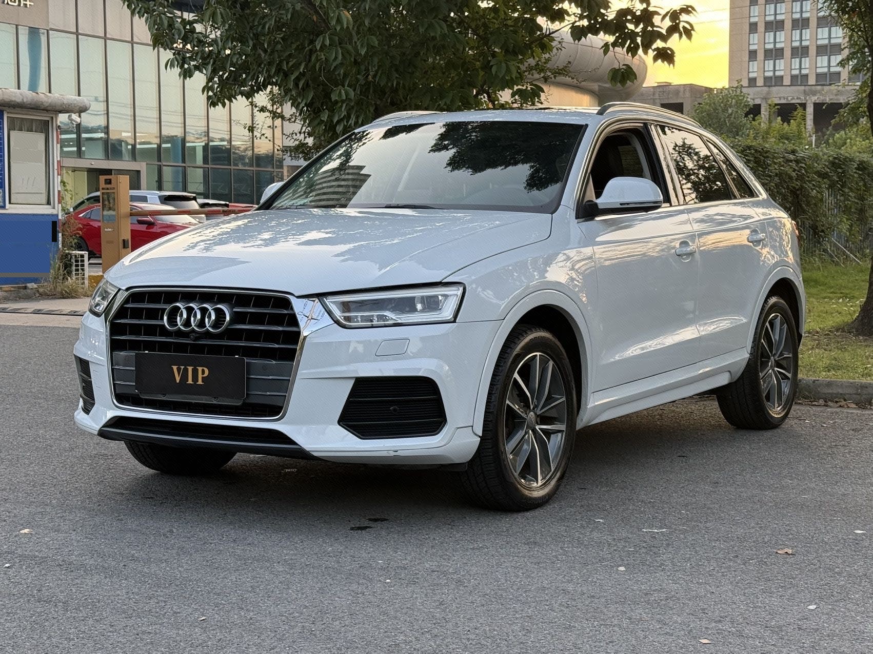 2019 2019 صورة سيارة