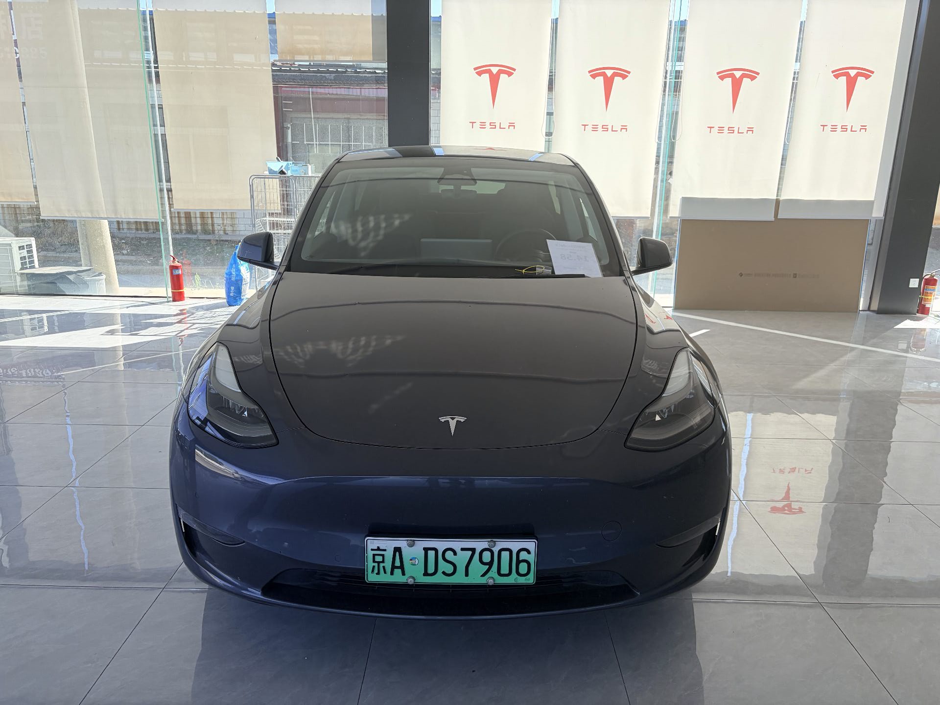 Tesla Model Y 2021 #2 Tesla Model Y 2021 صورة سيارة #2
