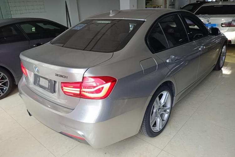 BMW 3 Series 2017 car image #5