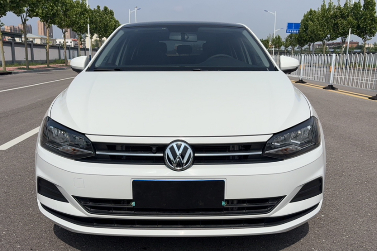 Volkswagen Polo 2021 car image #10