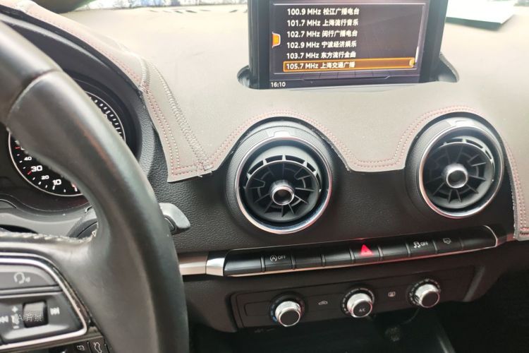 Audi A3 2019 car image #15