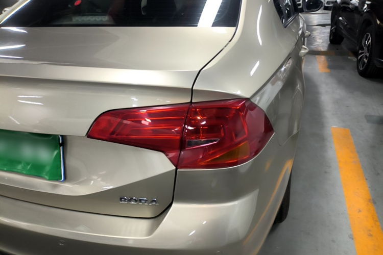 Volkswagen Bora 2018 car image #8
