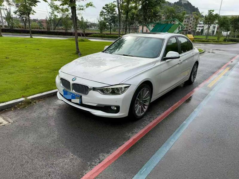 BMW 3 Series 2018 car image 