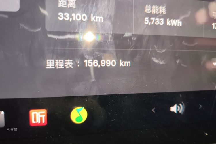 Tesla Model Y 2022 car image #14
