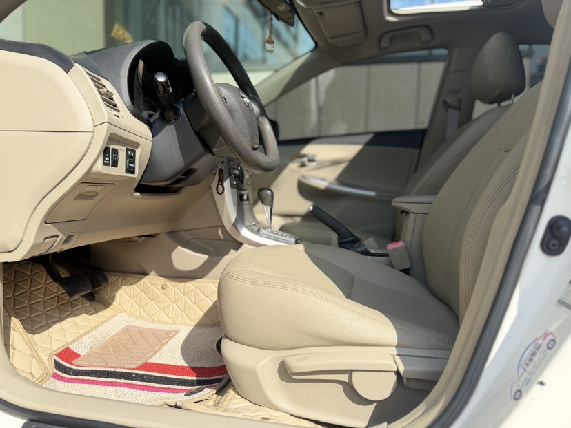 Toyota Corolla 2013 car image #8