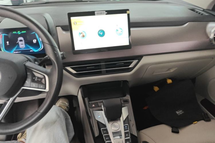 BYD Yuan Pro 2022 #13 BYD Yuan Pro 2022 изображение автомобиля #13