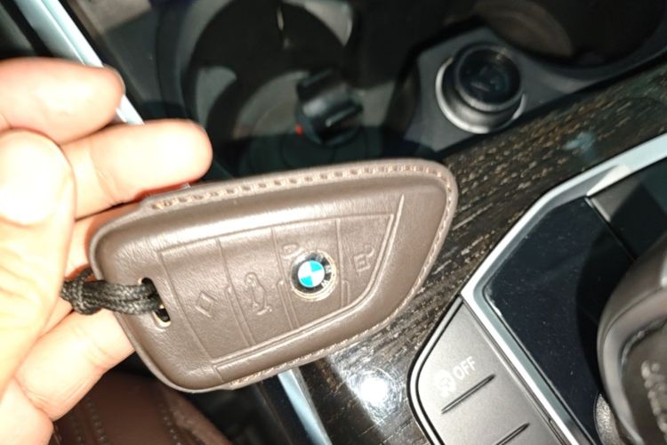 BMW 3 Series 2022 #9 BMW 3 Series 2022 car image #9