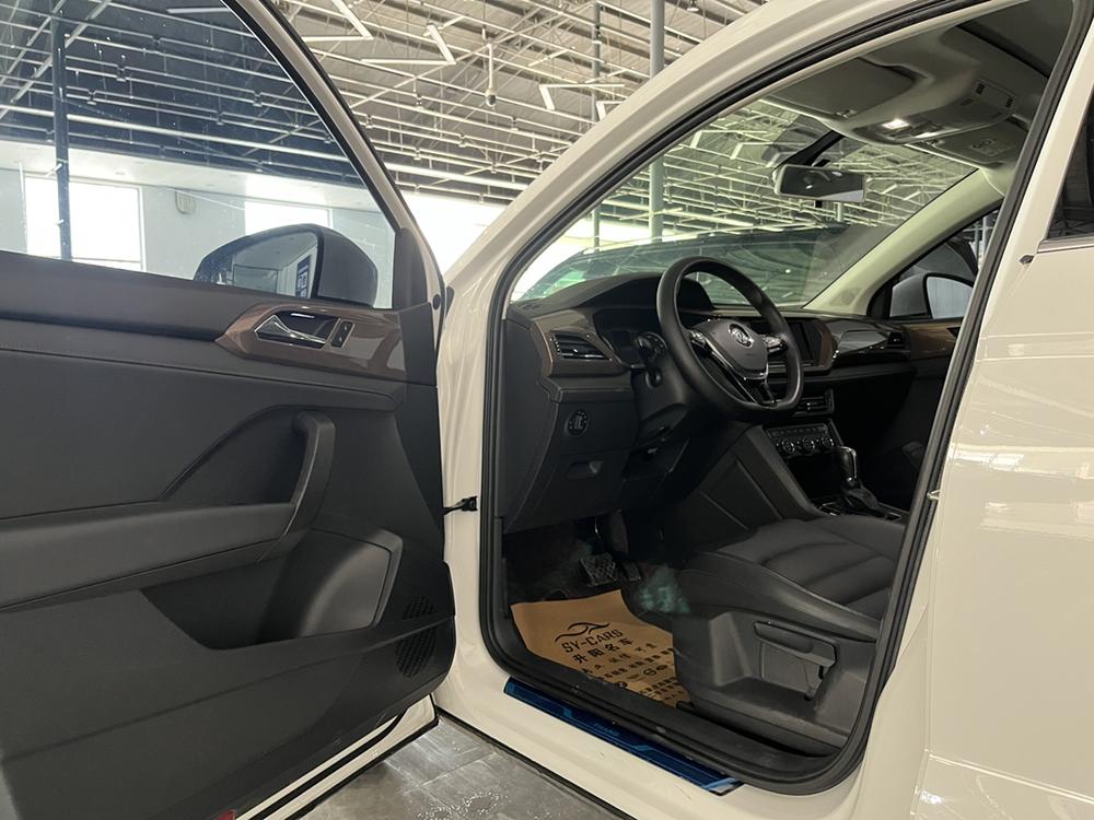 Volkswagen Tharu 2019 #18 Volkswagen Tharu 2019 car image #18