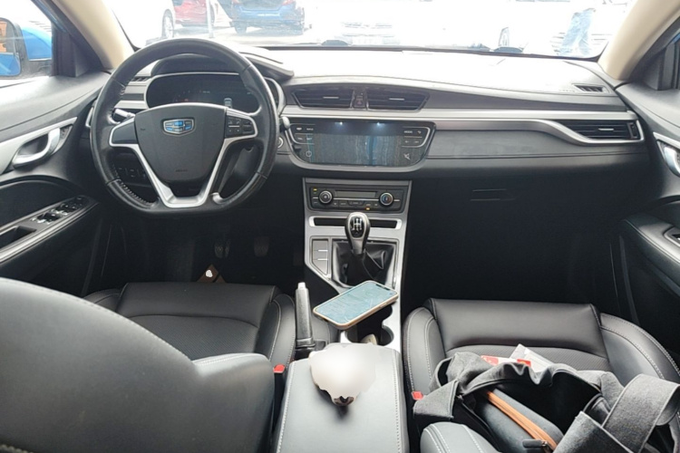 GEELY Emgrand 2018 car image #10