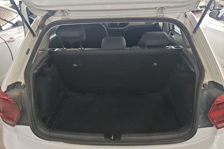 Volkswagen Polo 2023 car image #19