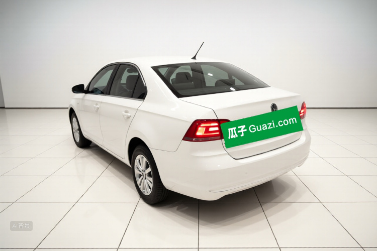 Volkswagen Santana 2022 car image #5