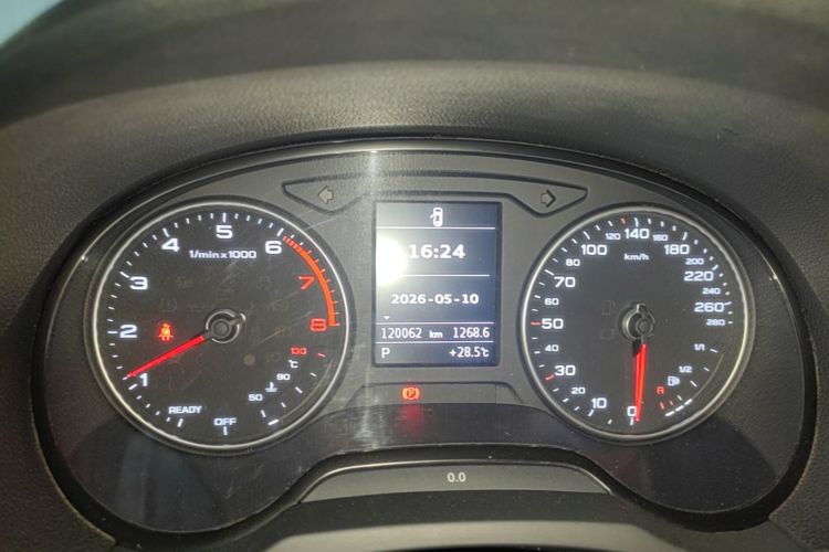 Audi A3 2020 car image #12