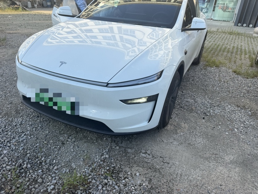 Tesla Model Y 2026 Tesla Model Y 2026 car image