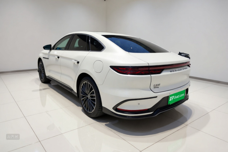 BYD Han 2023 car image #5