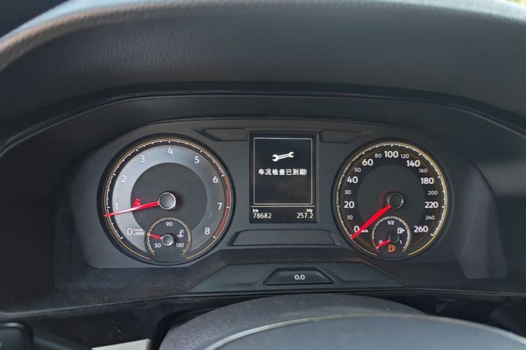 Volkswagen Lavida 2018 car image #12