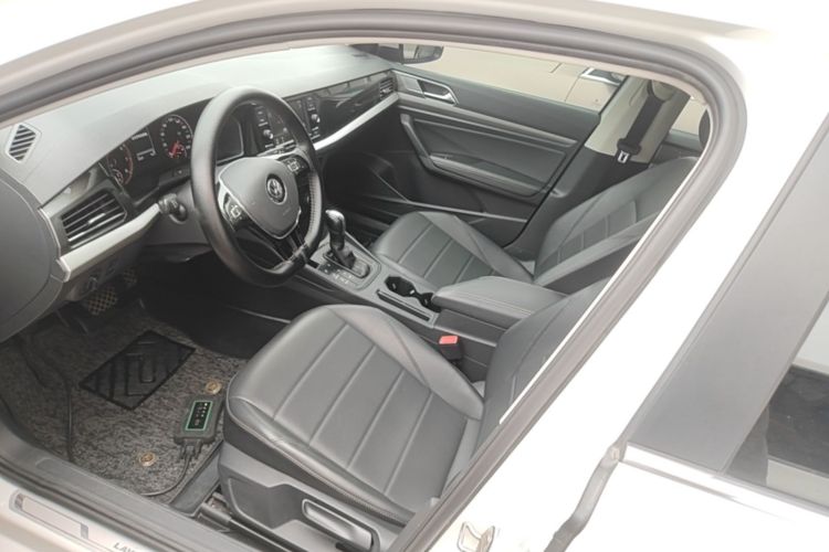 Volkswagen Lavida 2020 car image #15