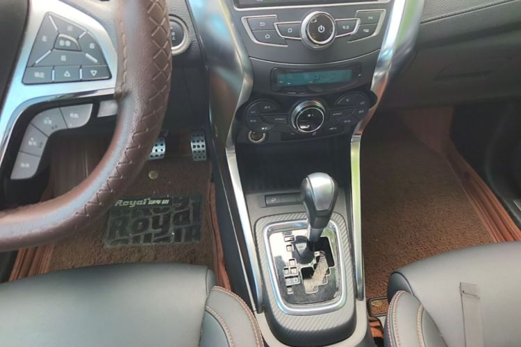BYD Yuan 2017 #14 BYD Yuan 2017 car image #14