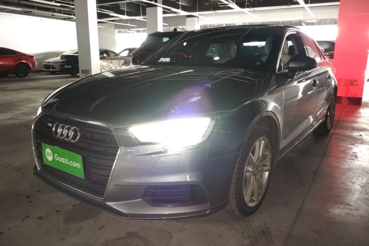 Audi A3 2018 car image #2