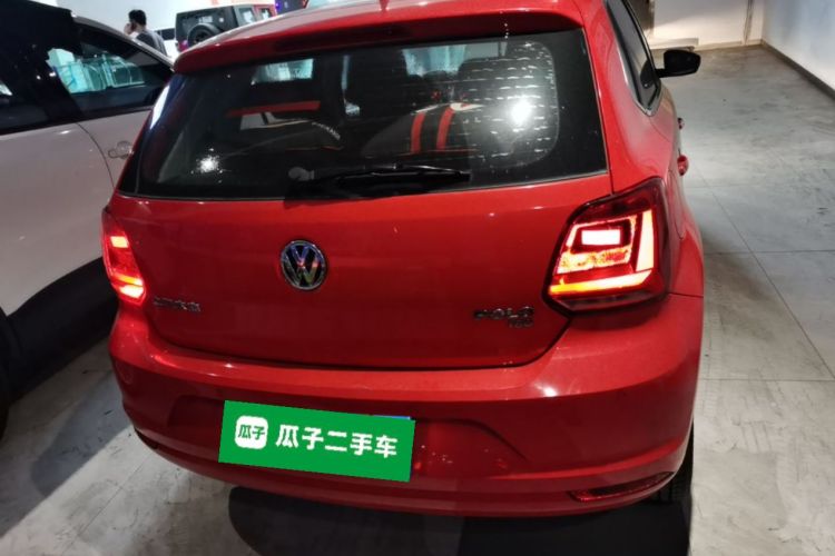 Volkswagen Polo 2016 car image #6