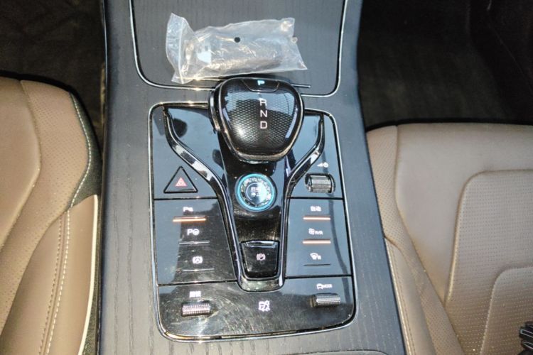 BYD Han 2022 #14 BYD Han 2022 immagine di auto #14