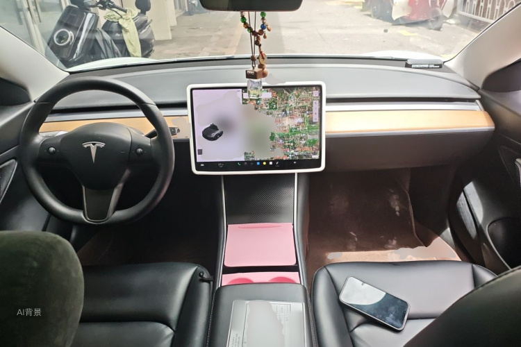 Tesla Model 3 2020 car image #11