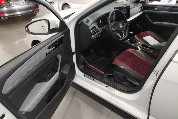 Volkswagen Lavida 2023 car image #16