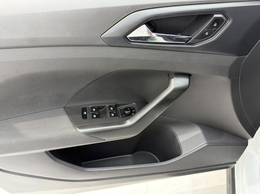 Volkswagen T-Cross 2023 immagine di auto #17