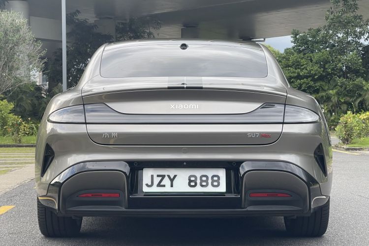 MI SU7 2025 car image #4