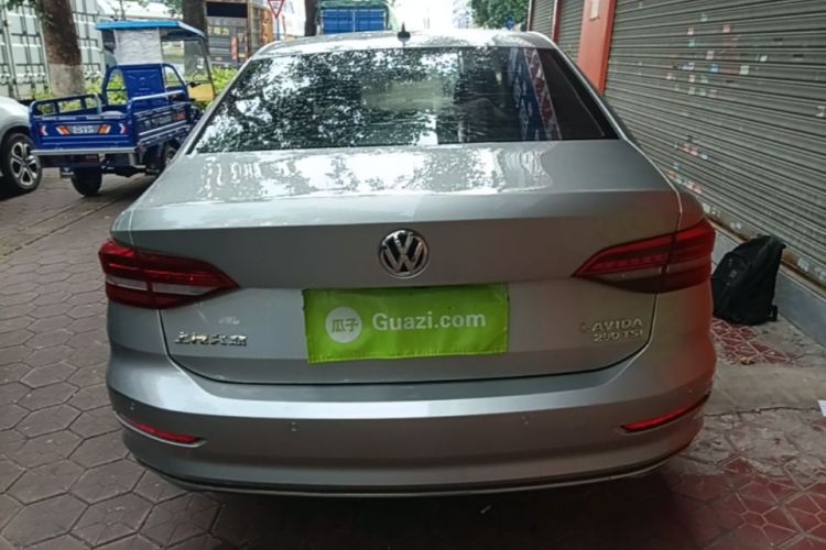 Volkswagen Lavida 2019 #6 Volkswagen Lavida 2019 car image #6