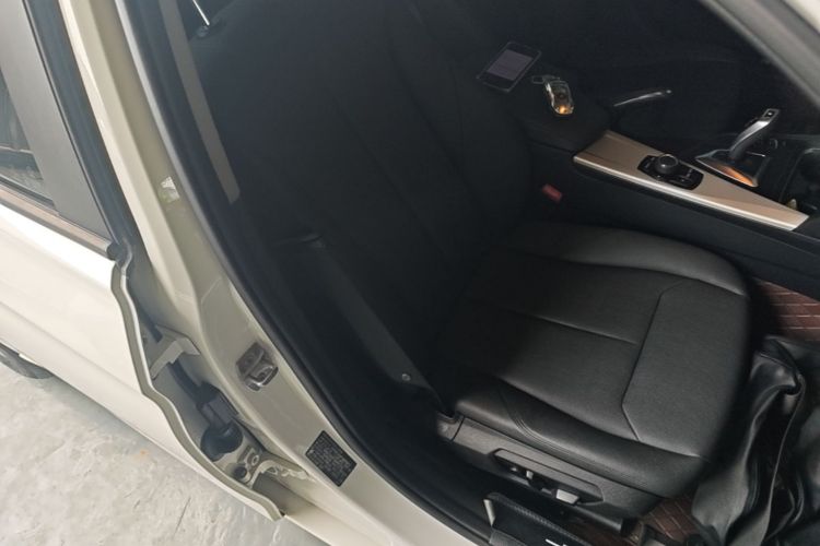 BMW 3 Series 2015 #24 BMW 3 Series 2015 car image #24