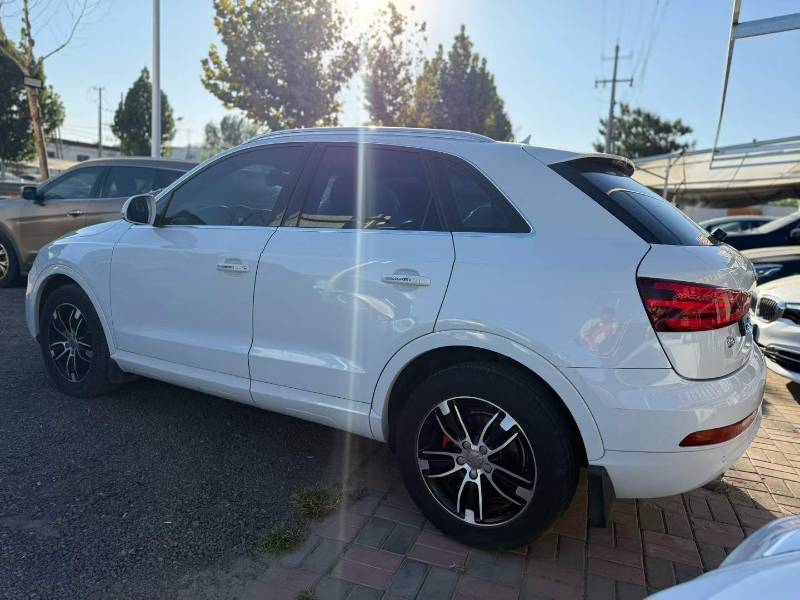 Audi Q3 2014 #9 Audi Q3 2014 car image #9