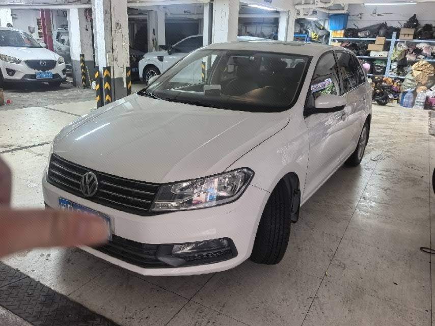Volkswagen Santana 2016 car image 