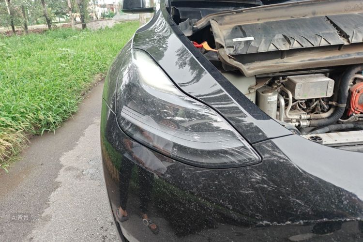 Tesla Model Y 2022 #8 Tesla Model Y 2022 car image #8