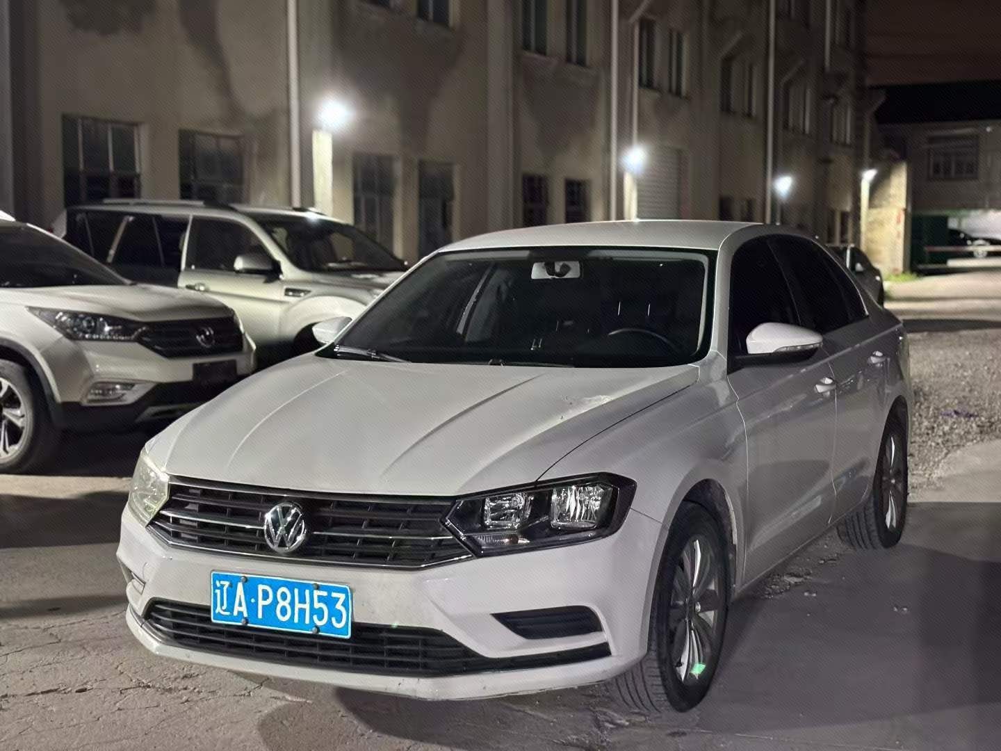 Volkswagen Bora 2021 car image 
