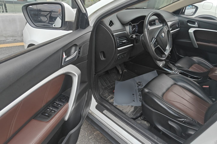 GEELY Emgrand 2017 #16 GEELY Emgrand 2017 car image #16