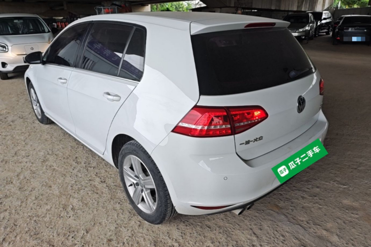 Volkswagen Golf 2016 car image #5
