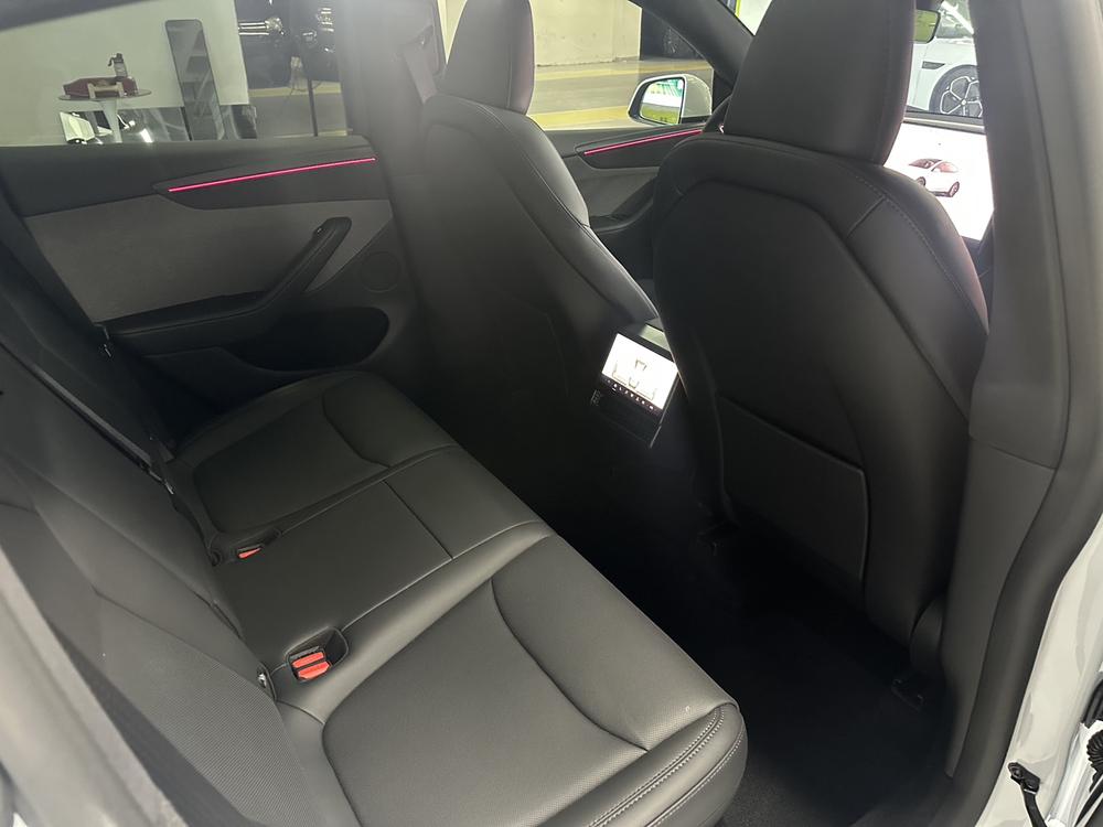 Tesla Model Y 2026 car image #16