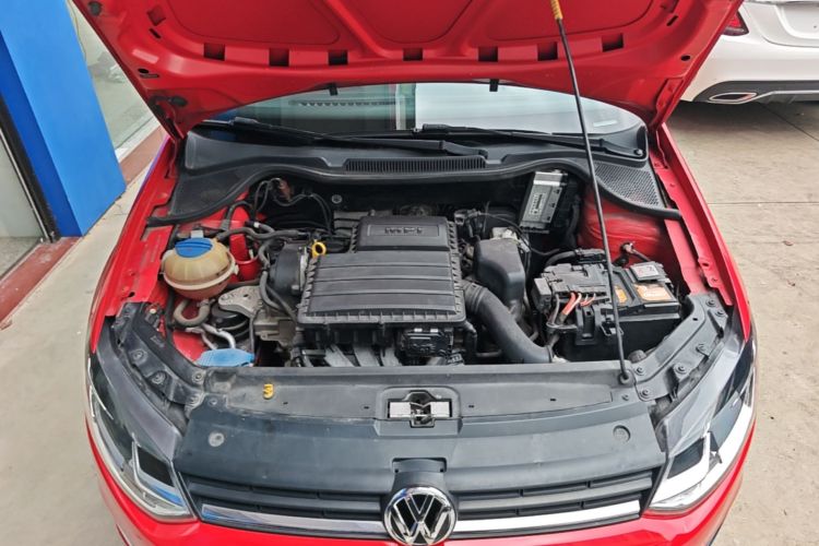 Volkswagen Polo 2018 car image #20