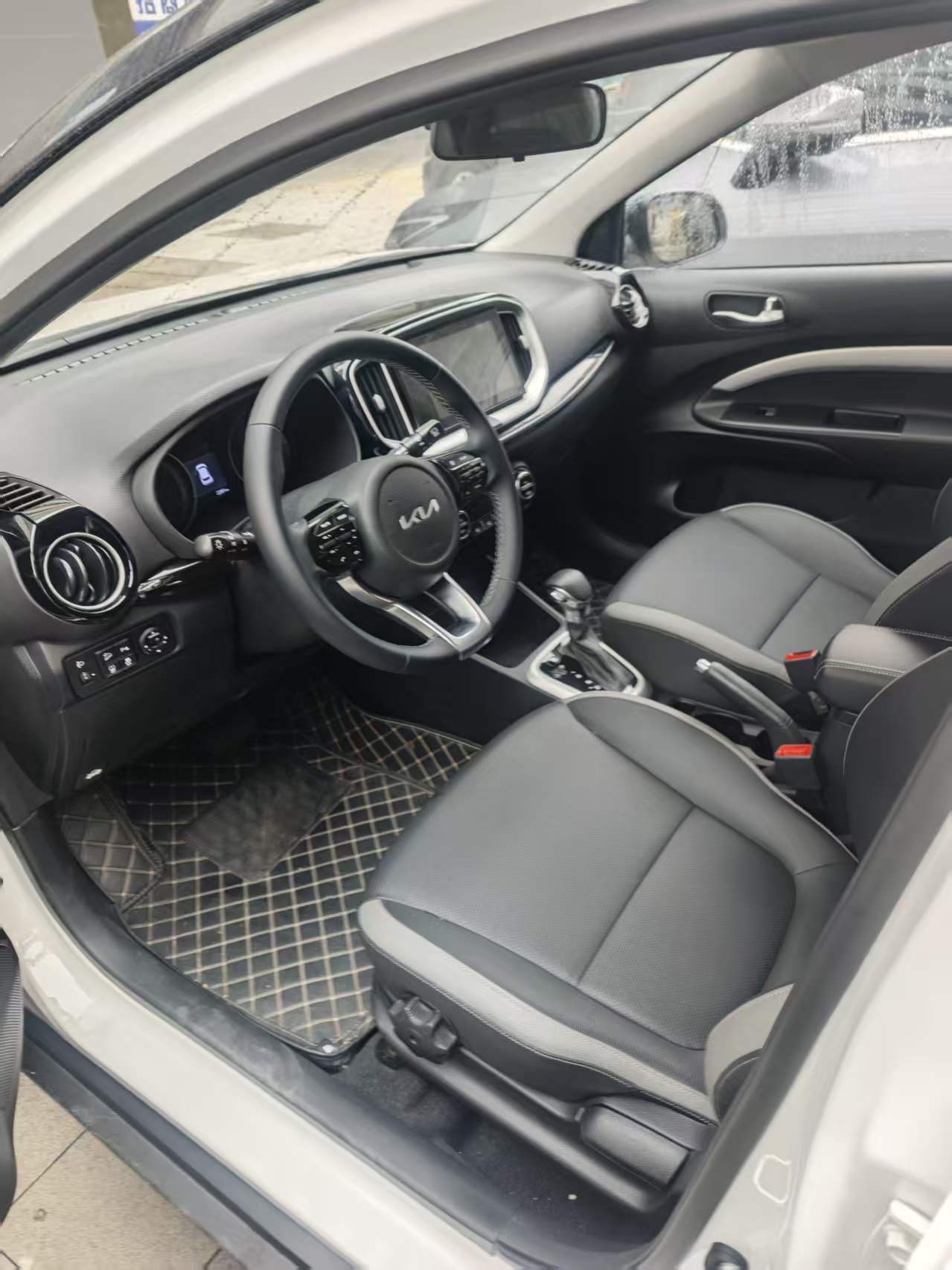 Kia KX1 2025 immagine di auto #3