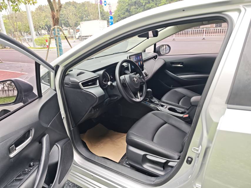 Toyota Corolla 2019 #4 Toyota Corolla 2019 car image #4