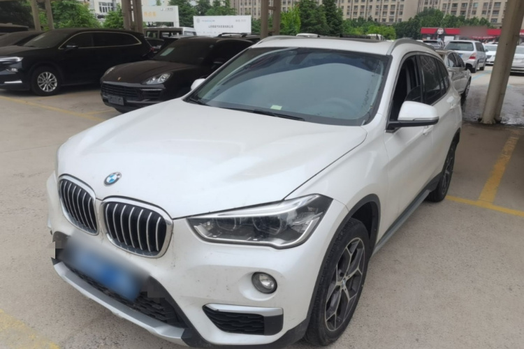 BMW X1 2019 #2 BMW X1 2019 car image #2