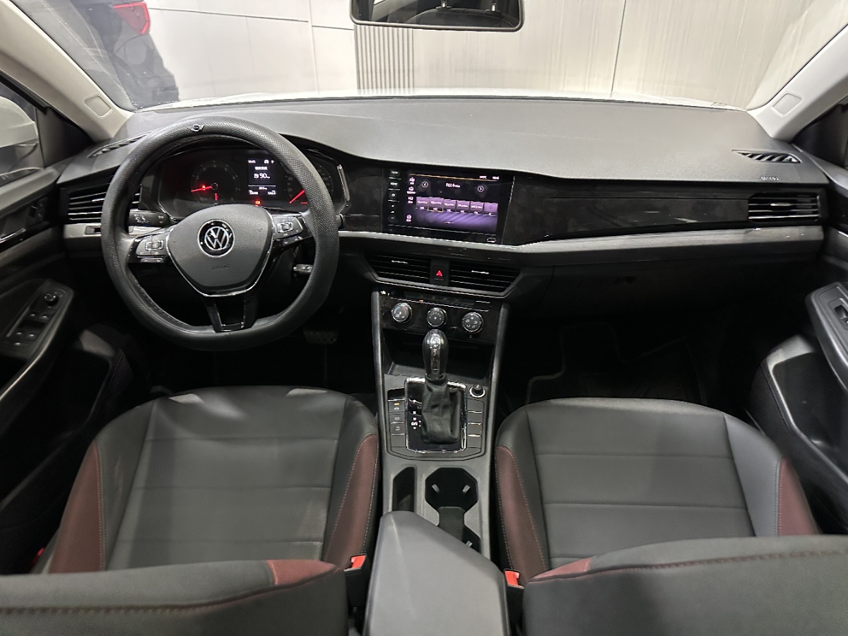 Volkswagen Bora 2022 car image #8
