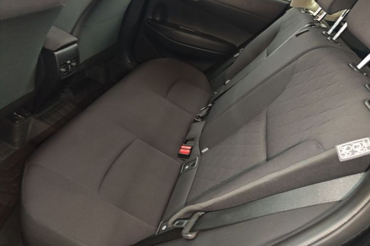 Toyota Corolla Cross 2023 #17 Toyota Corolla Cross 2023 صورة سيارة #17