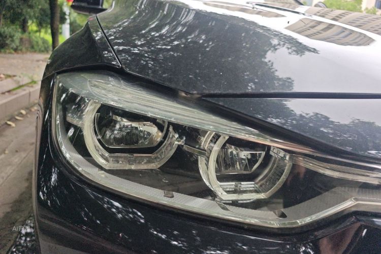 BMW 3 Series 2017 #8 BMW 3 Series 2017 car image #8