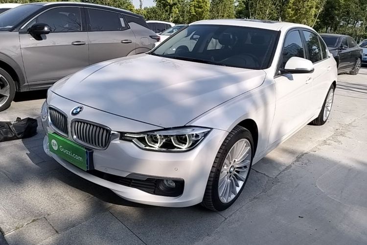 BMW 3 Series 2018 car image #2